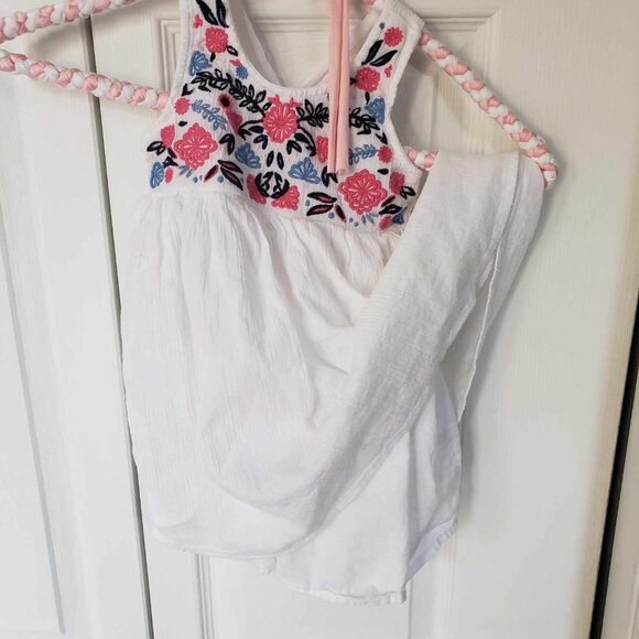 White Dress with front design 2T - Picture 4 of 4